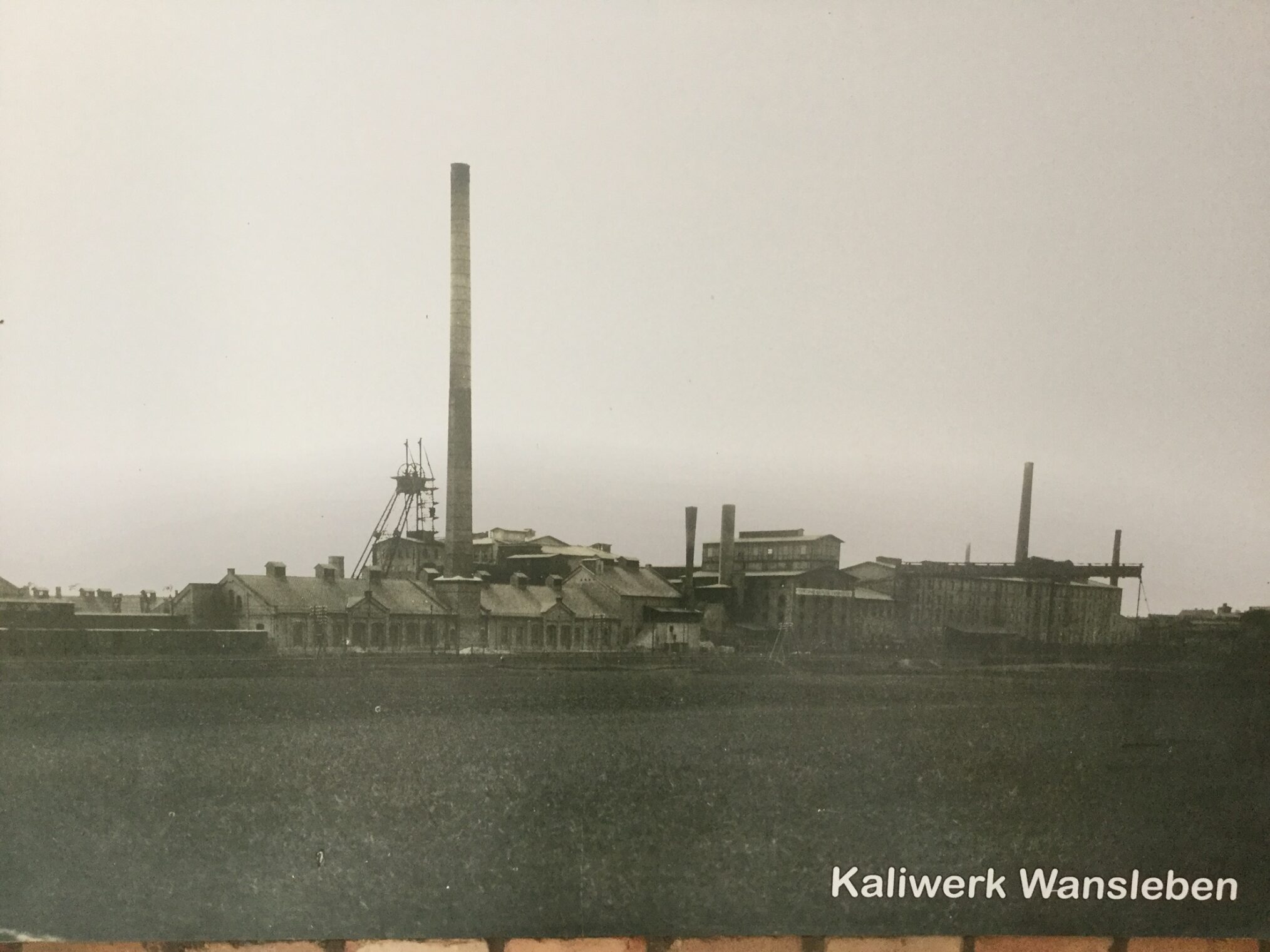 Der Osten - Entdecke, wo du lebst: Der Georgischacht Wansleben – historisches Foto Kaliwerk Wansleben Der Osten - Entdecke, wo du lebst: Der Georgischacht Wansleben