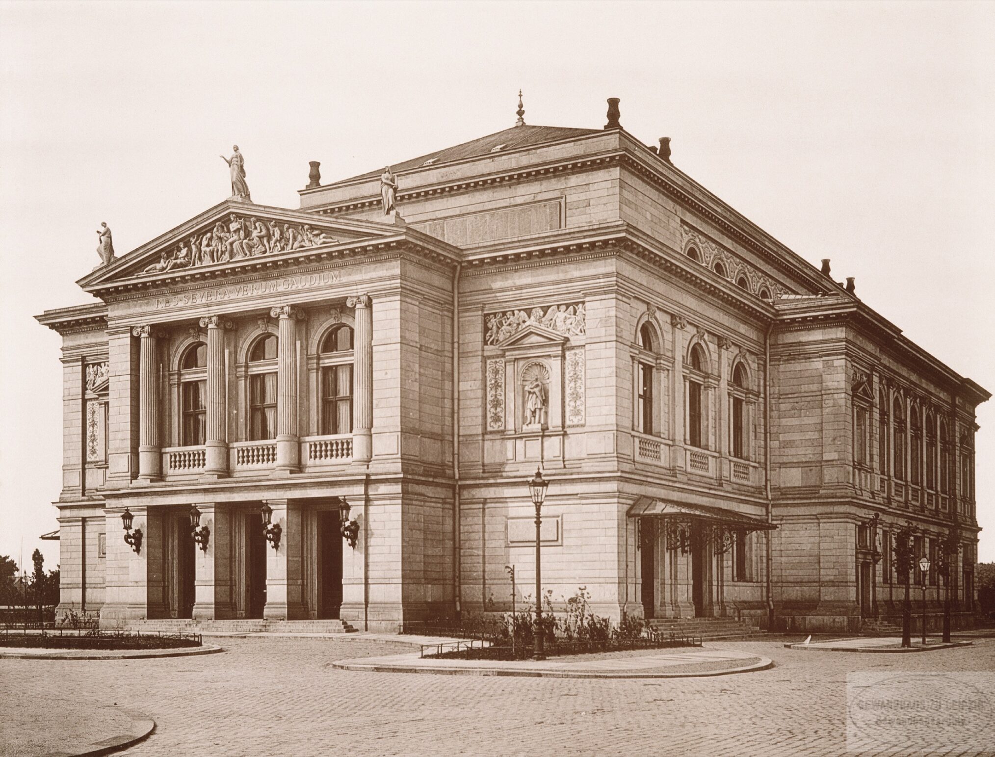 Gustav Mahler in Leipzig- Die Geburt eines Titan – 009_1886_Neues_Concerthaus_RGB-n Gustav Mahler in Leipzig- Die Geburt eines Titan